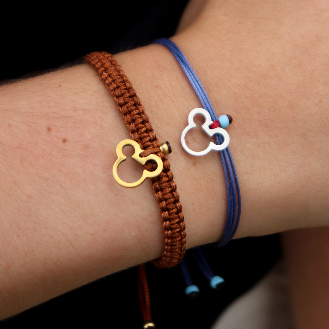 Hollow Mickey on Box Knot and Plain Cord