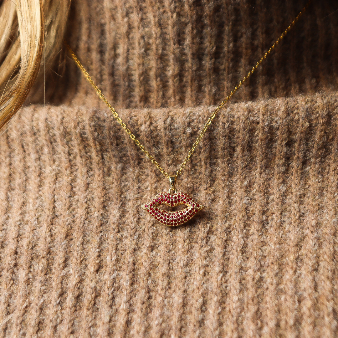 Sparkling Red Lips on Yellow Gold Chain