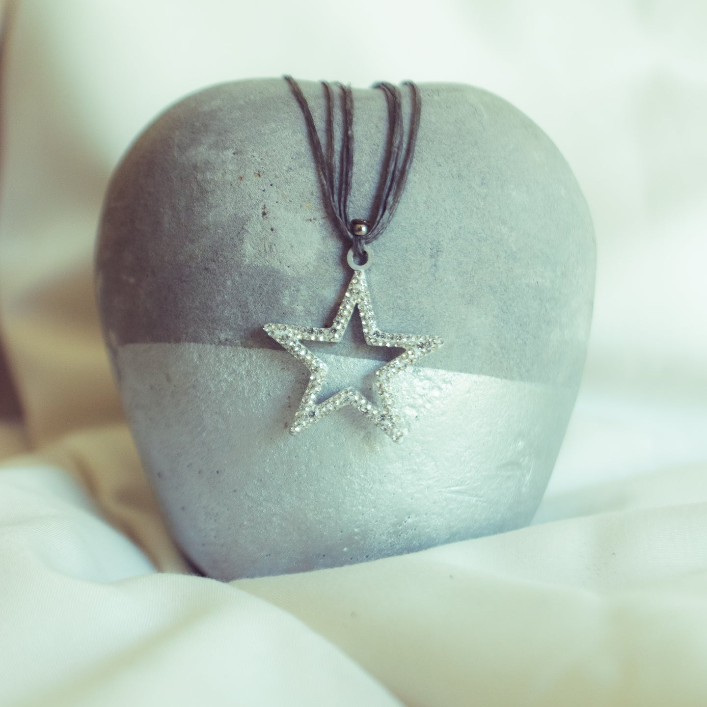 Diamanté Star Neckalce